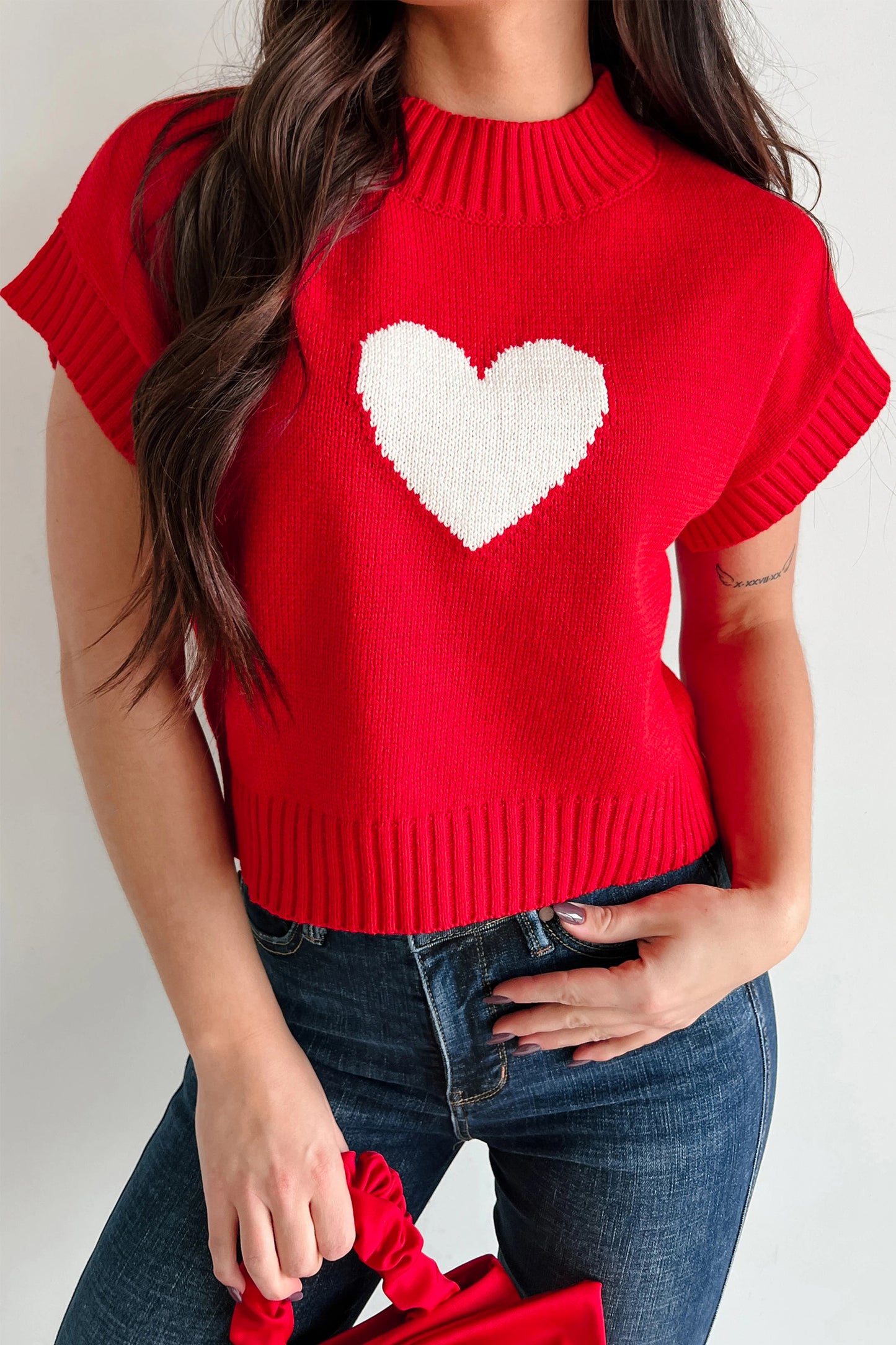 💕Fiery Red Valentine Heart Graphic Cropped Short Sleeve Sweater💕