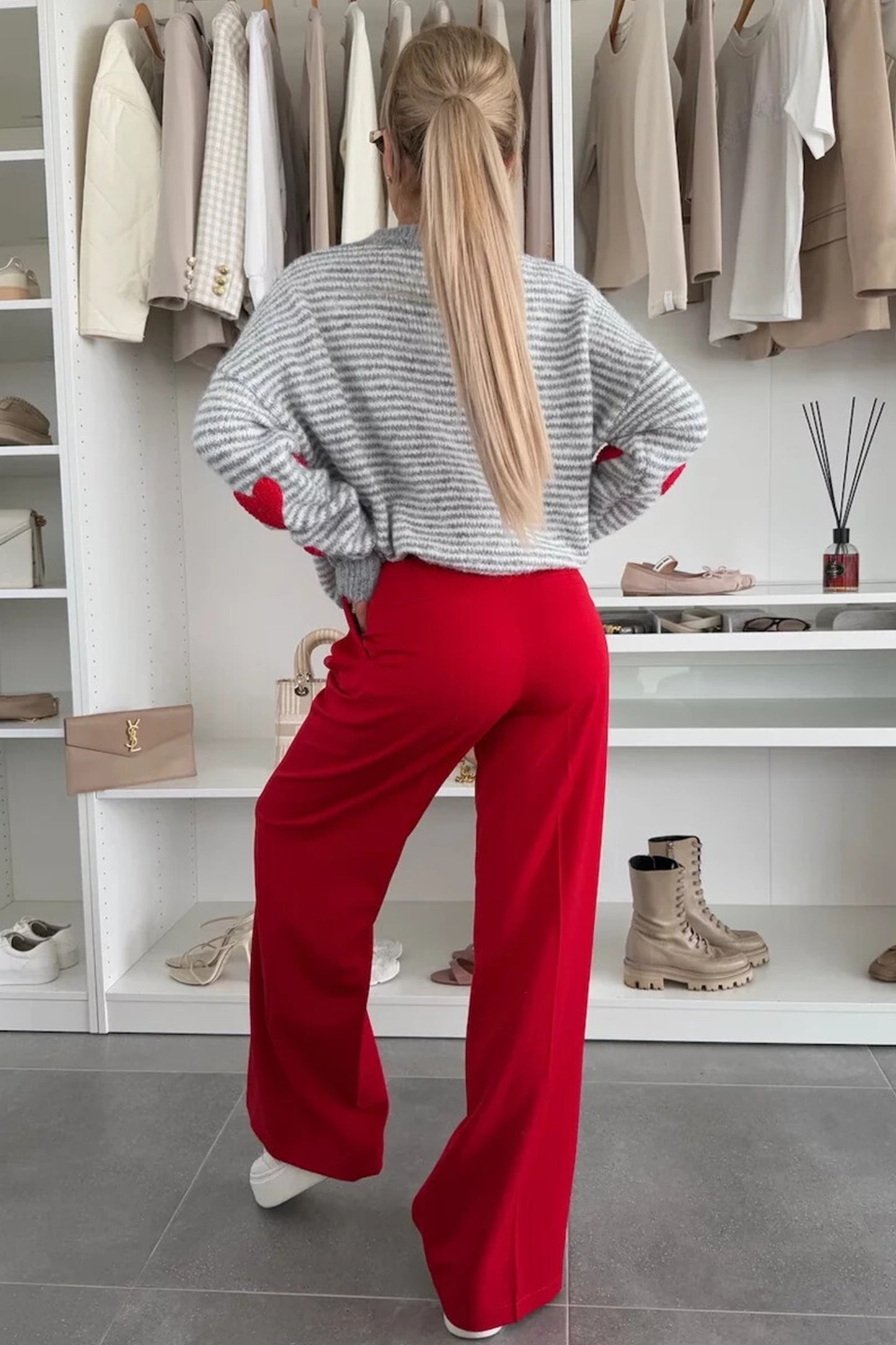 Gray Stripe Contrast Heart Pattern Valentine Knit Sweater♥️