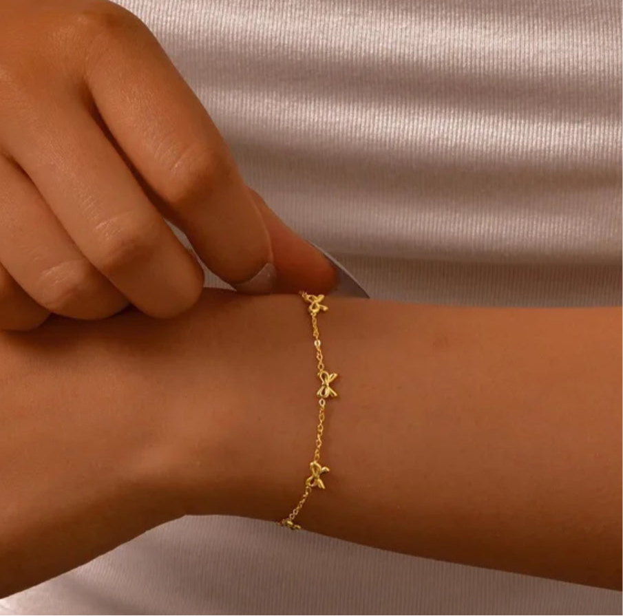 Set de cadena y pulsera con diseño de lazos🎀