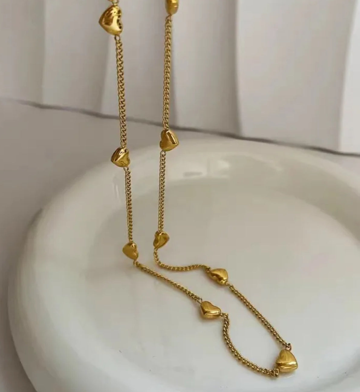 Bracelet and chain set with heart design 💕