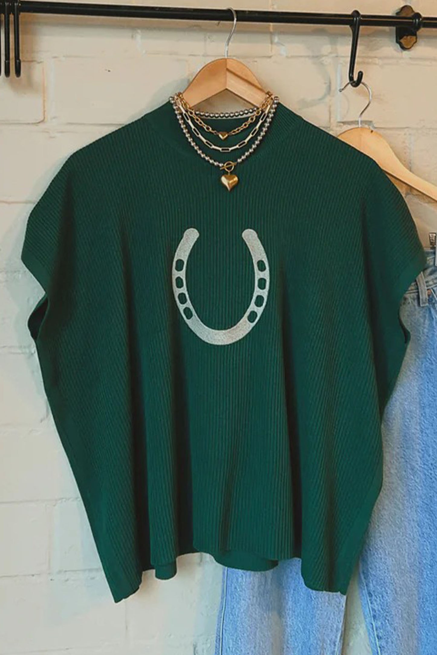 Blackish Green Horse Shoe Graphic Western Short Sleeve Sweater