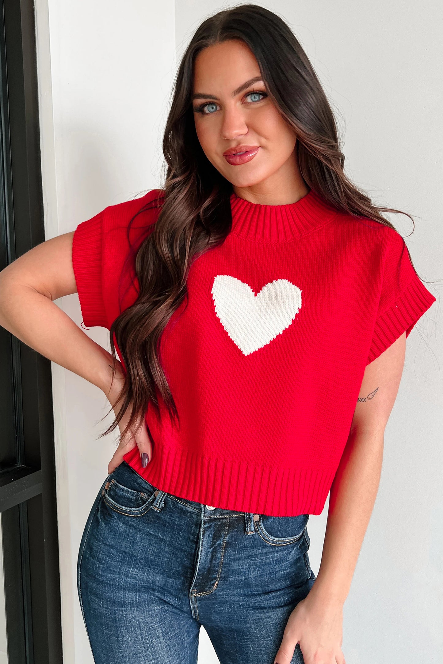 💕Fiery Red Valentine Heart Graphic Cropped Short Sleeve Sweater💕