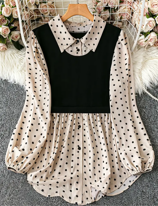 ✨Long-sleeved shirt with black dots✨