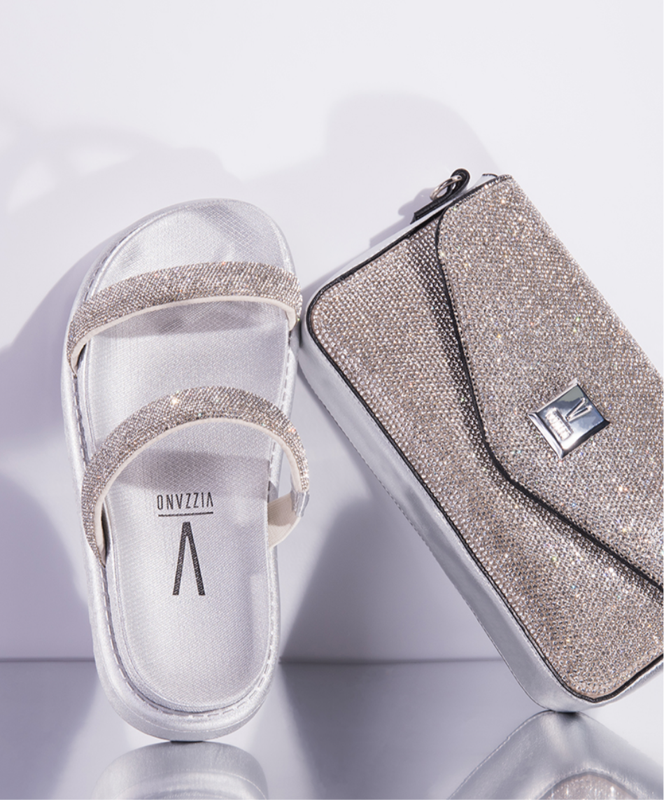 Nuevos calzados VIZZANO con doble correa con brillo color plata para mujeres, suela gruesa y esponjosa, Punta redonda, Casuales para uso diario y noche ,vacaciones, Navidad de moda para cualquier ocasión