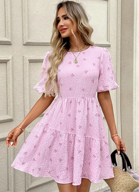 💕Dress 👗 with bow design🎀pink color💕