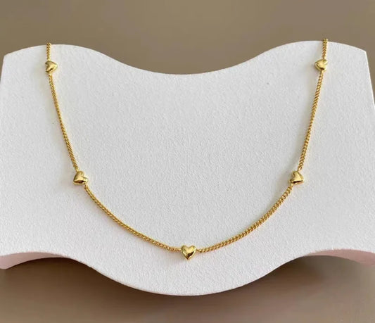 Bracelet and chain set with heart design 💕